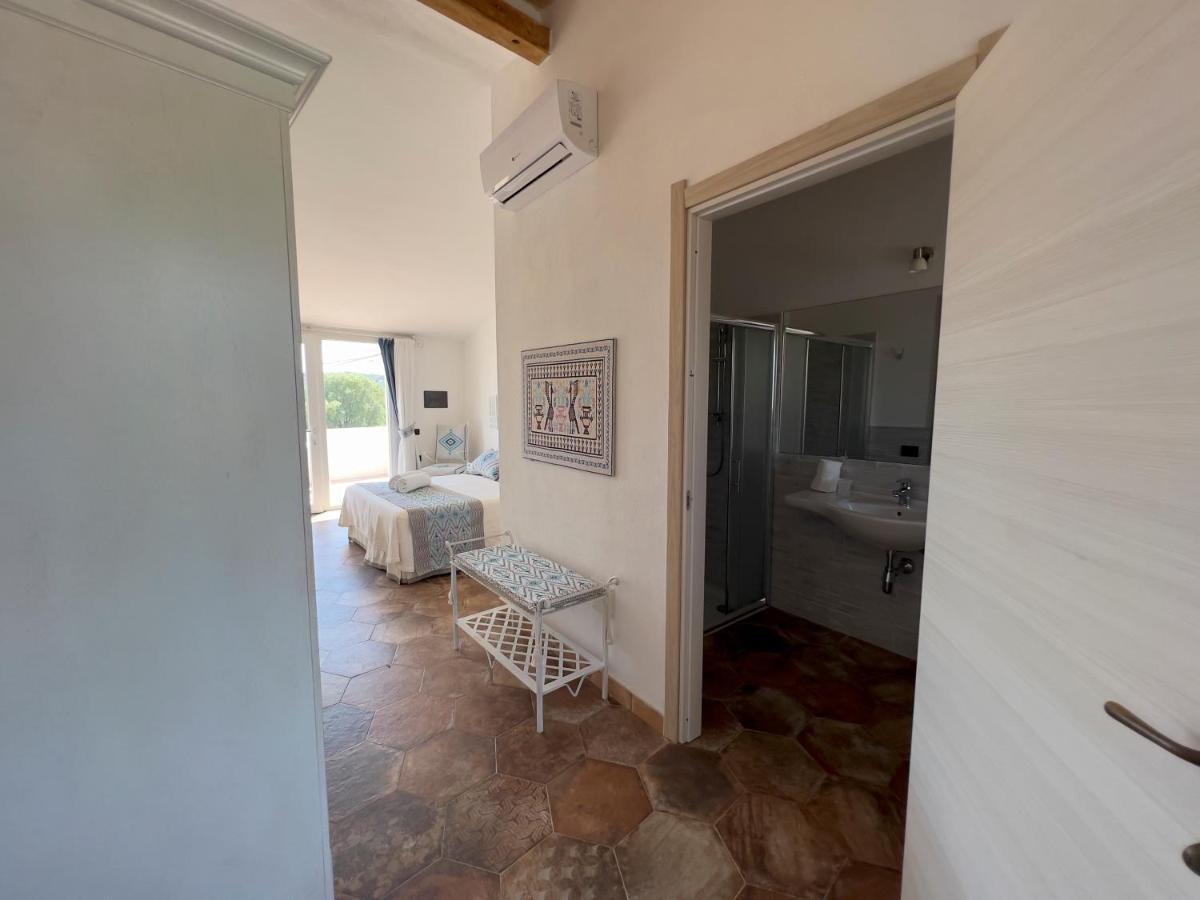 Hotel Altura Villasimius Exterior photo